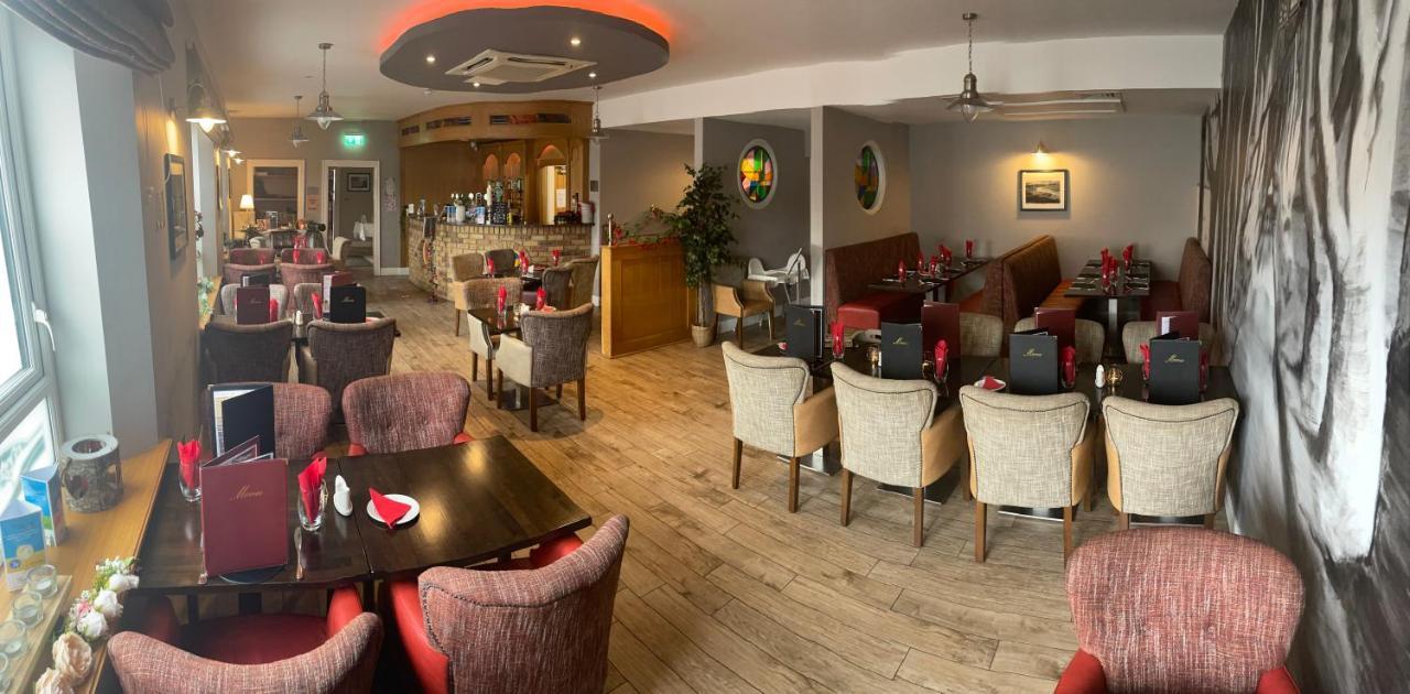 The Armada Inn Armoy ภายนอก รูปภาพ